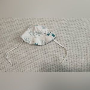 Pureborn unisex baby bucket hat with ties